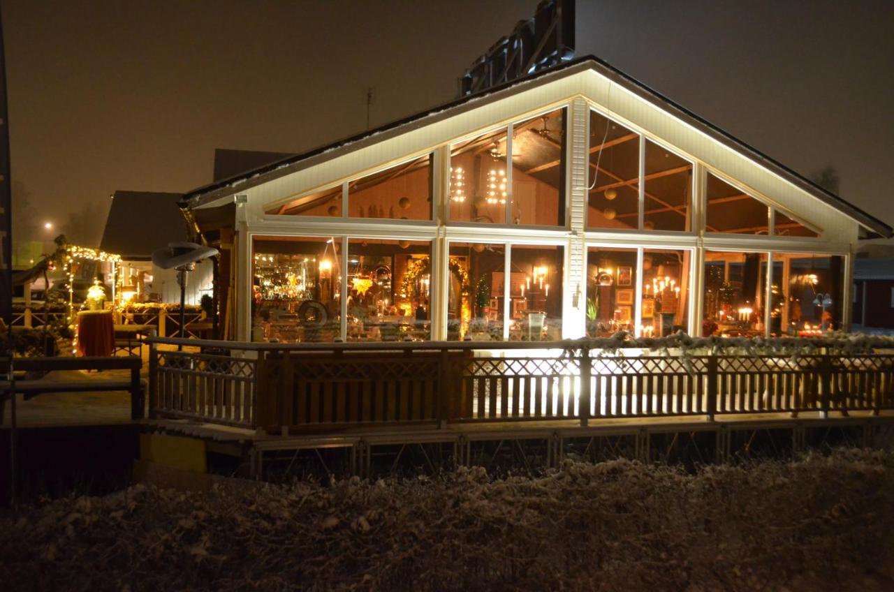Vandrerhjem River - Selfservice Check In - Book A Room, Make Payment, Get Pincode To The